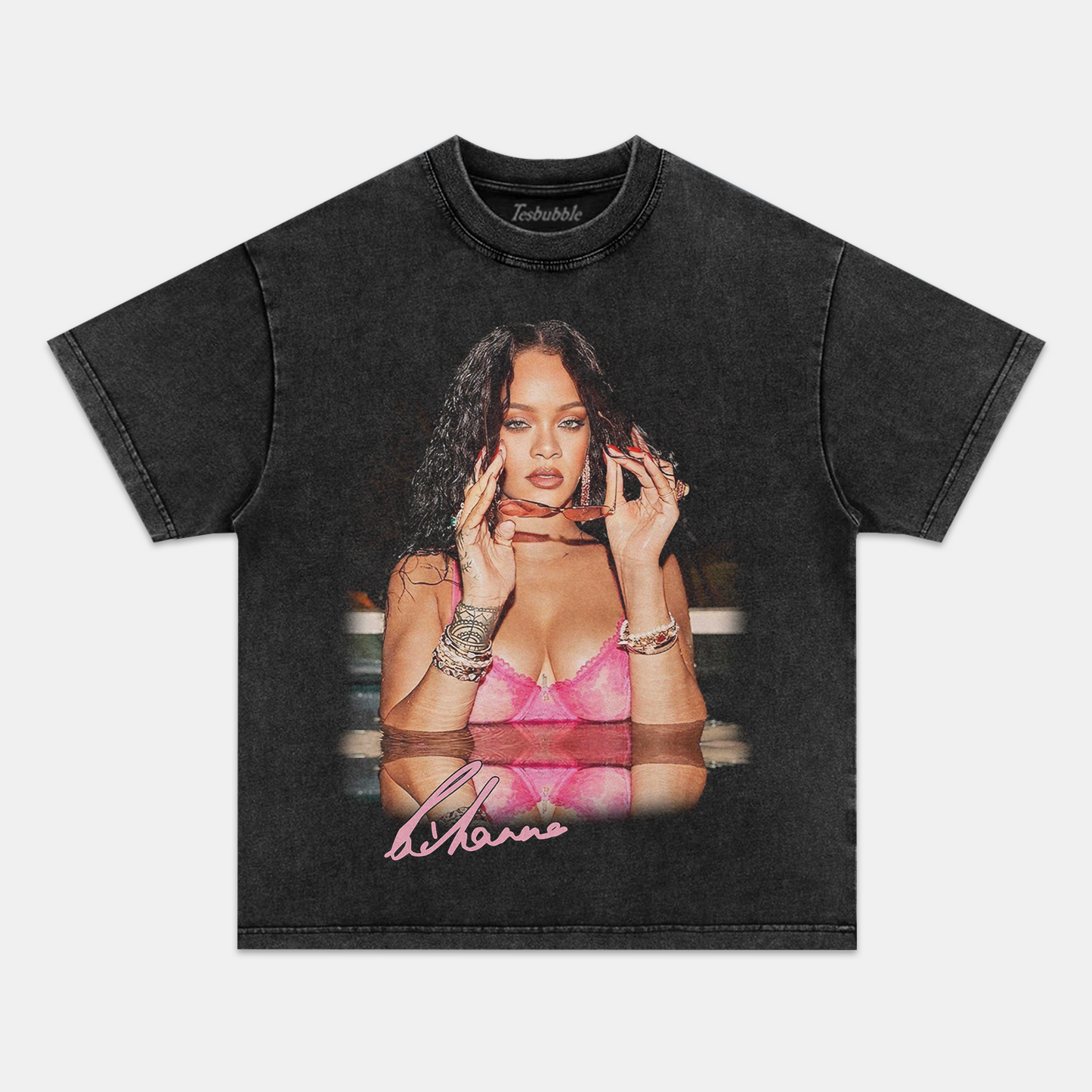 RIHANNA TEE